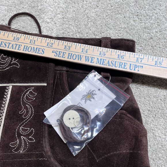 Brown Embroidered Men's Hybrid Shorts - Picture 14 of 16